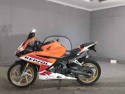 Honda CBR250RR 2023