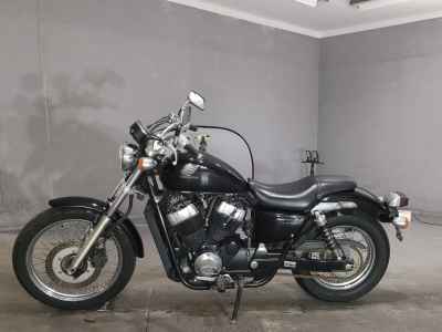 Honda VT400S 2013
