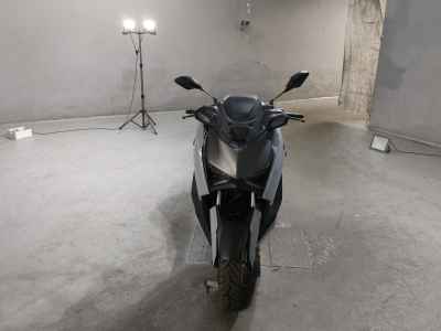 Yamaha XMAX 250