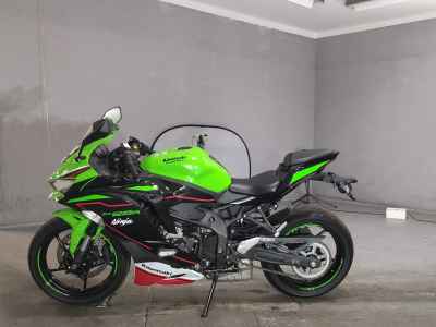 Kawasaki Ninja ZX-25R KRT Edition