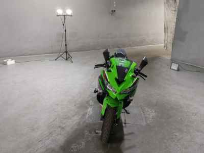 Kawasaki Ninja ZX-25R KRT Edition