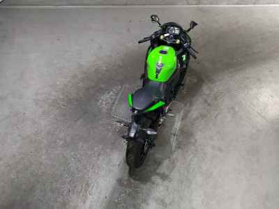 Kawasaki Ninja ZX-25R KRT Edition