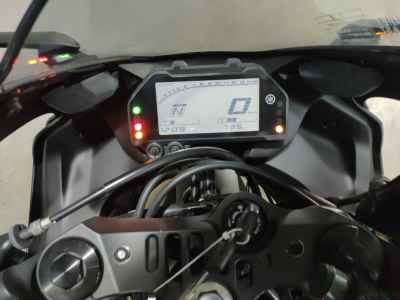 Yamaha YZF-R25