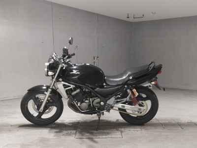 Kawasaki Balius ZR250