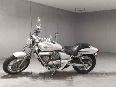 Honda Magna 250