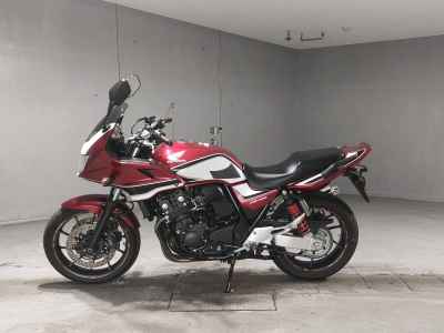 Honda CB400 Super Boldor 2020