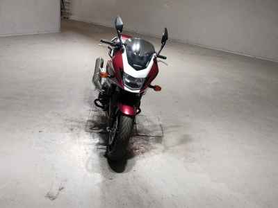 Honda CB400 Super Boldor 2020