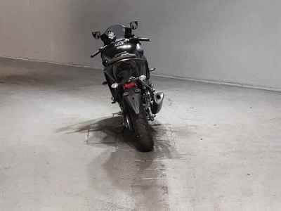 Yamaha YZF-R25