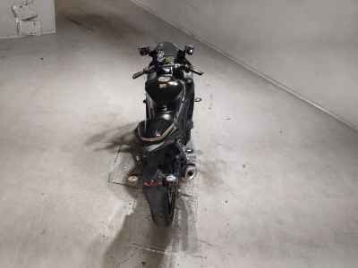 Yamaha YZF-R25