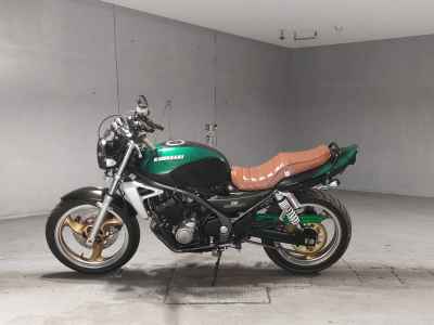 Kawasaki Balius ZR250