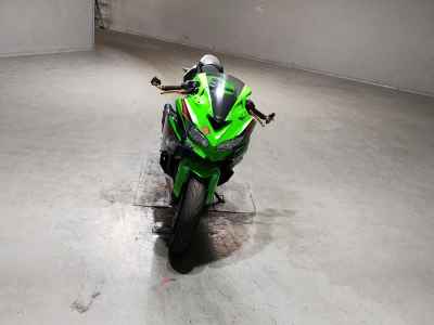Kawasaki Ninja ZX-25R KRT Edition