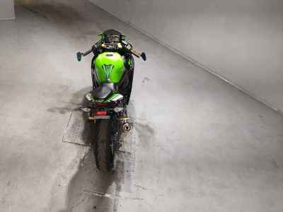 Kawasaki Ninja ZX-25R KRT Edition