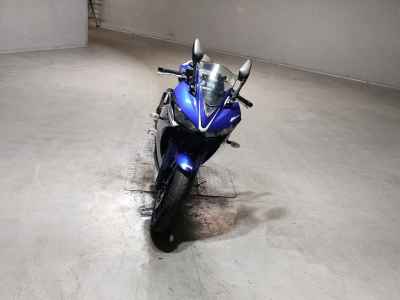 Yamaha YZF-R25
