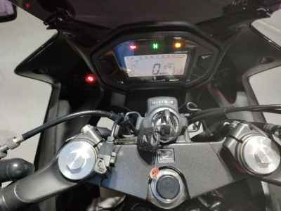 Honda CBR400R 2014