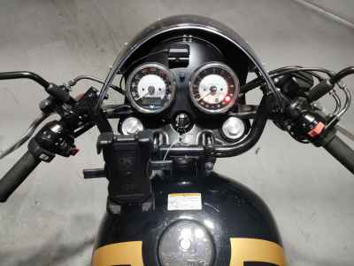 Kawasaki W800 2022