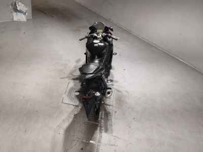 Yamaha YZF-R25