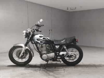 Yamaha SR400 2013