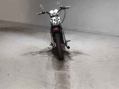 Yamaha SR400 2013