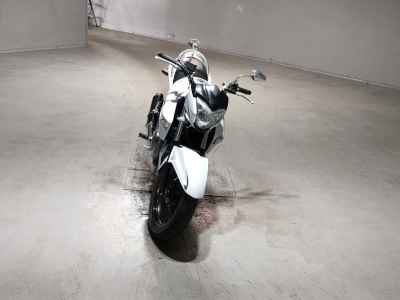 Suzuki GSR250