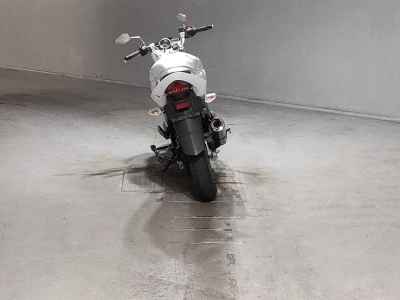 Suzuki GSR250