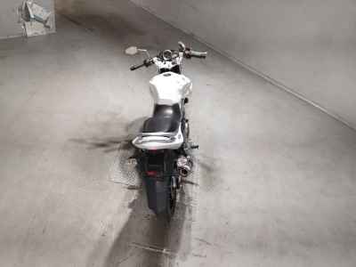 Suzuki GSR250