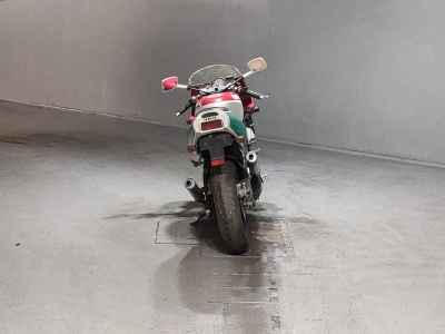 Yamaha TZR250R