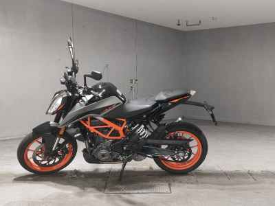 KTM 390 Duke 2022