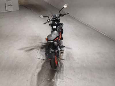 KTM 390 Duke 2022