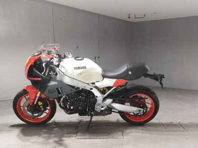 Yamaha XSR900 GP 2024
