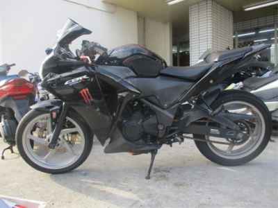 Honda CBR250R 2011