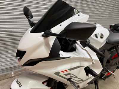Yamaha YZF-R7 2025