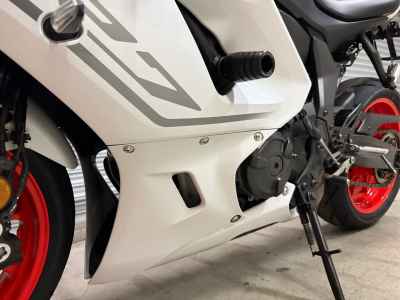 Yamaha YZF-R7 2025