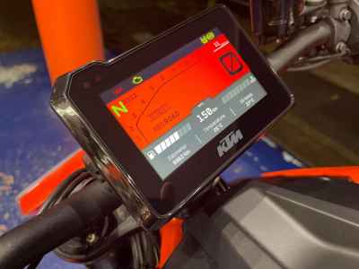 KTM 1290 Super Duke R 2021