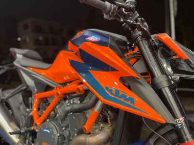 KTM 1290 Super Duke R 2021