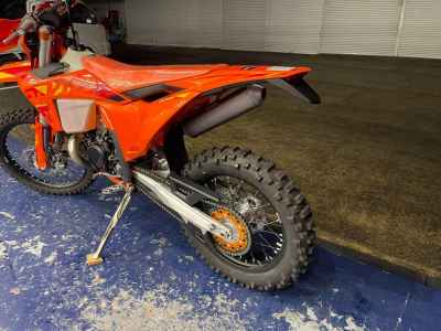 KTM 250 EXC Six Days 2025