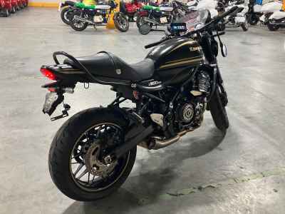 Kawasaki Z900RS 2023