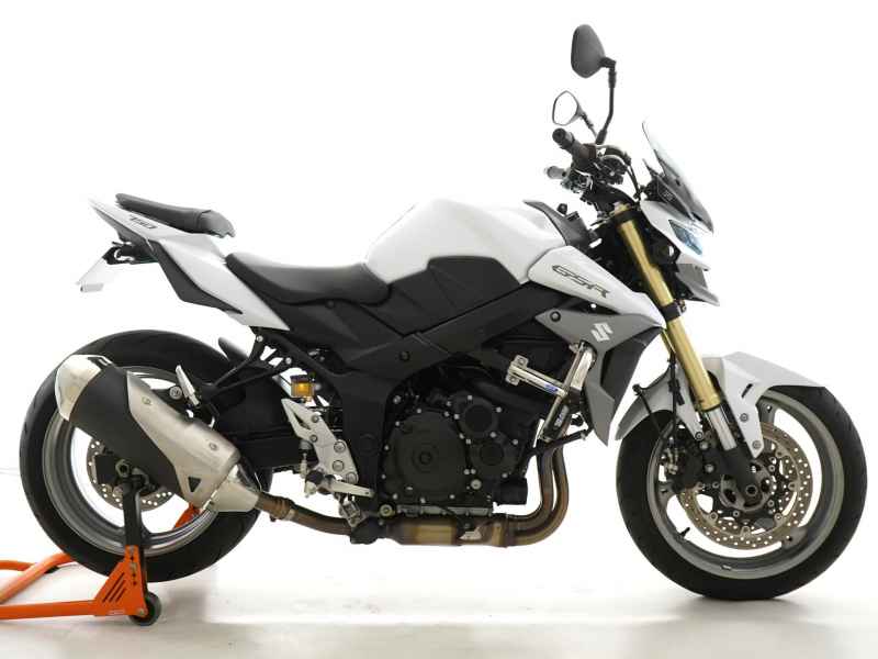 Suzuki  2013