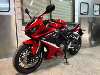 Honda CBR650R 2022