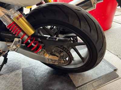 Honda CB400 Super Boldor 2015