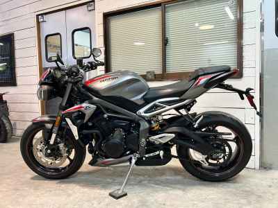 Triumph Street Triple 765 RS 2021