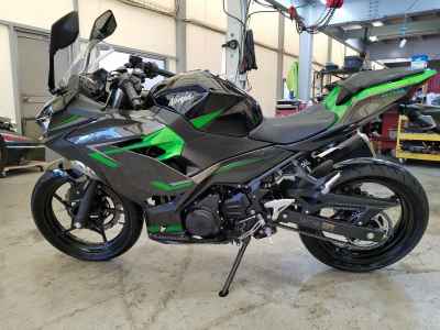 Kawasaki Ninja 400 2024