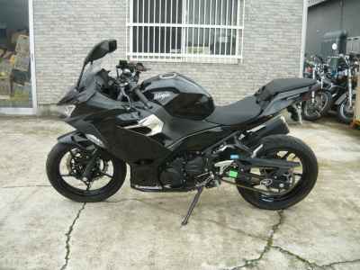 Kawasaki Ninja 400 2018
