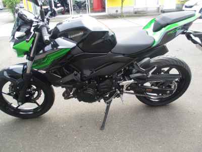 Kawasaki Z400 2020