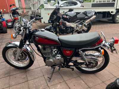Yamaha SR400 2016