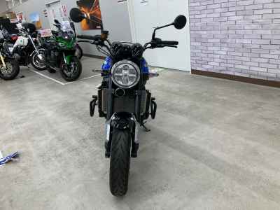 Kawasaki Z900RS 2024