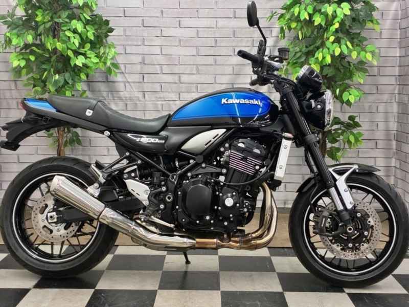 Kawasaki Z900RS 2024