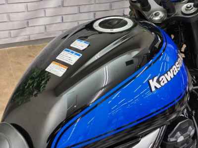 Kawasaki Z900RS 2024