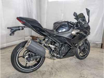 Kawasaki Ninja 400 2021