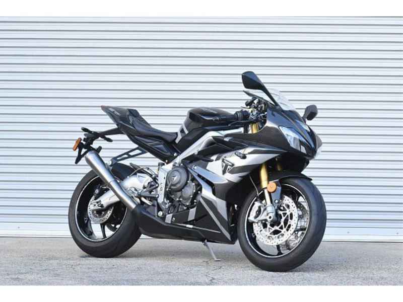 Triumph Daytona Moto2 765 2020