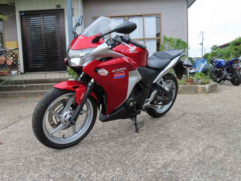 Honda CBR250R